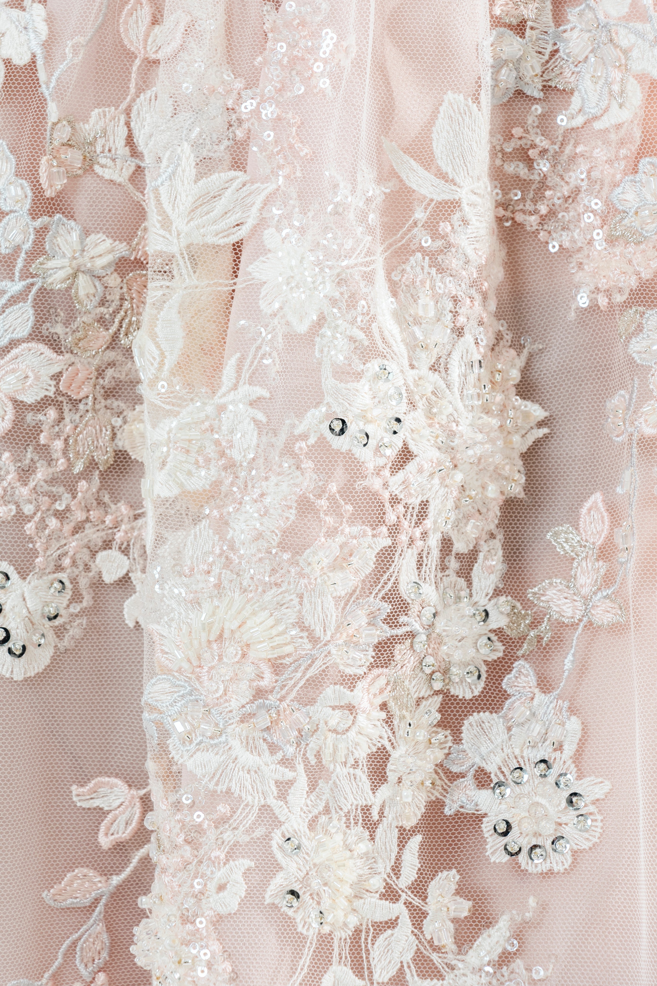 La dentelle de Calais® : un savoir-faire d'exception