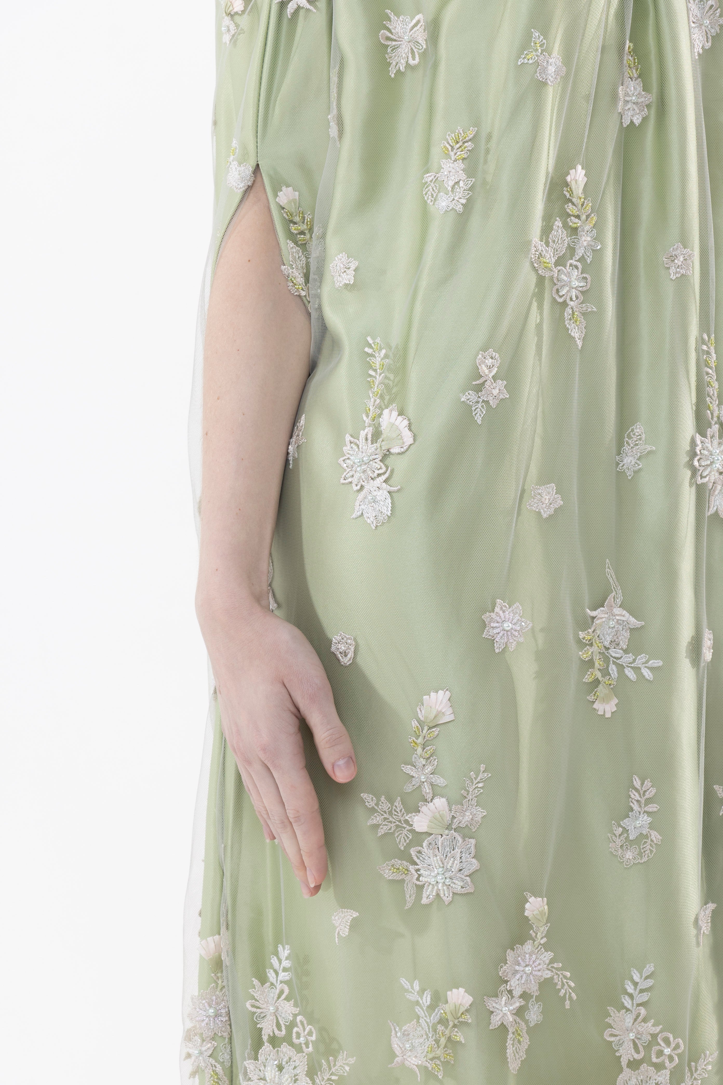 Robe Émeraude en tulle brodée