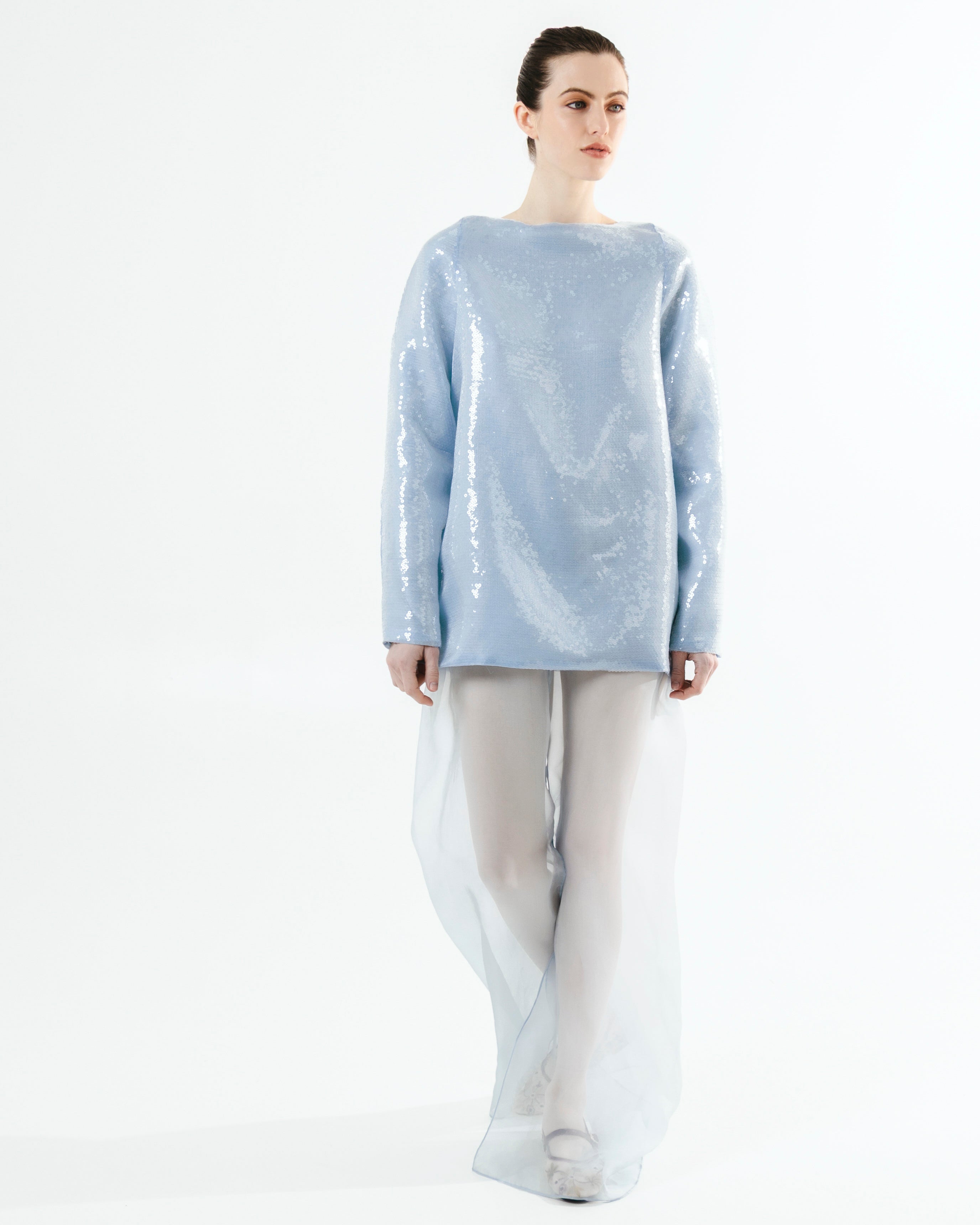 Robe longue en soie bleue à paillettes
