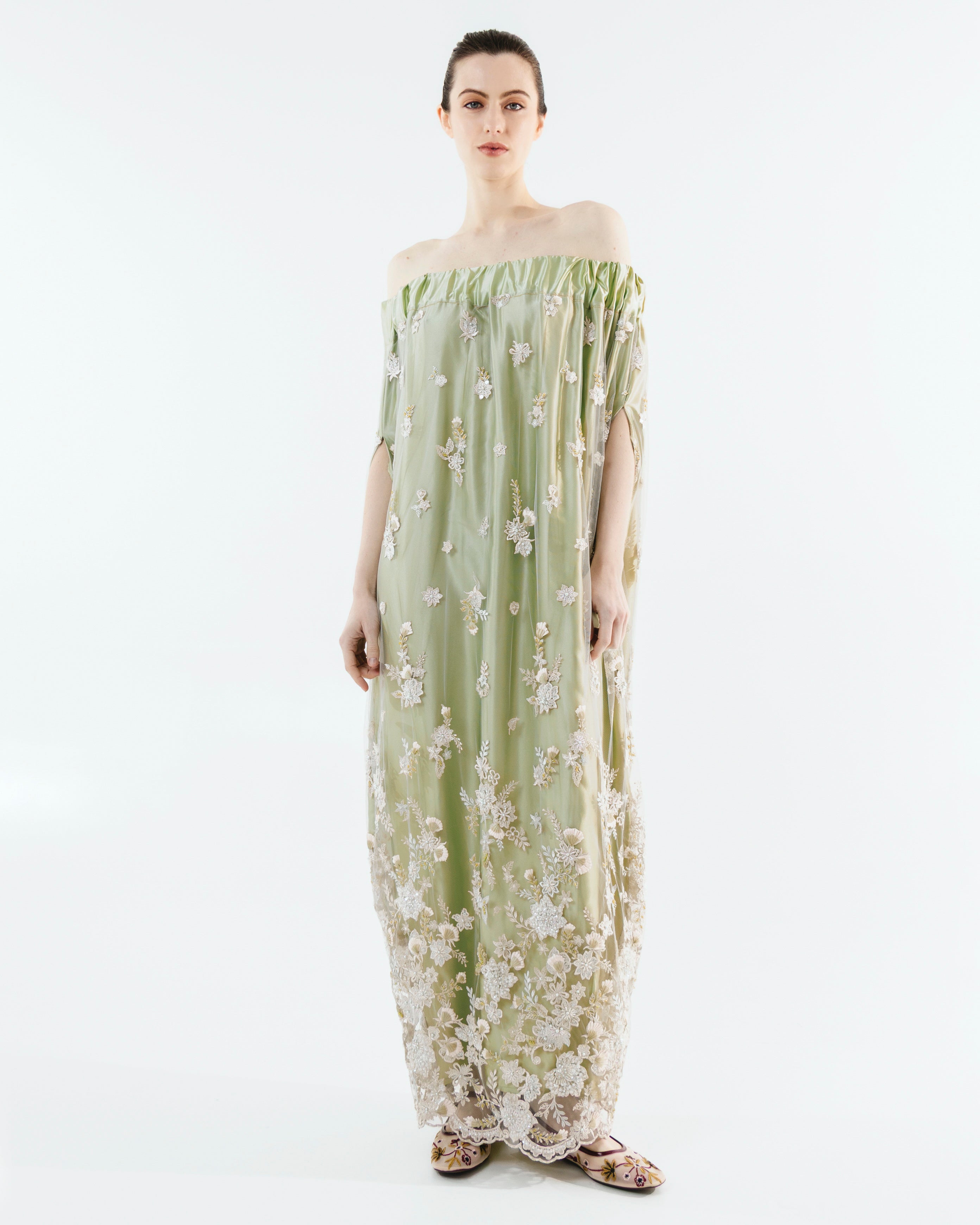 Robe Émeraude en dentelle avec tulle brodé