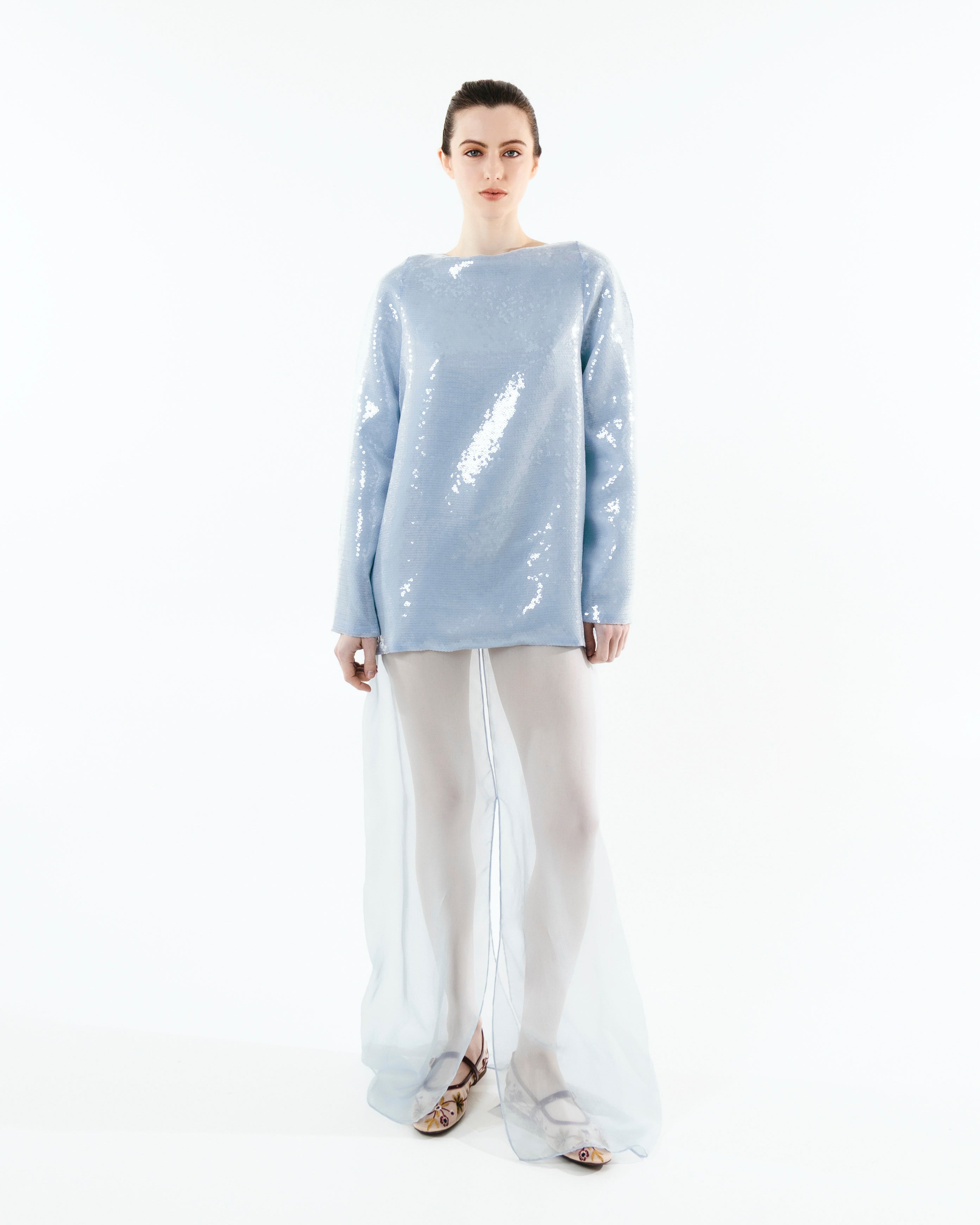 Robe longue en soie bleue à paillettes