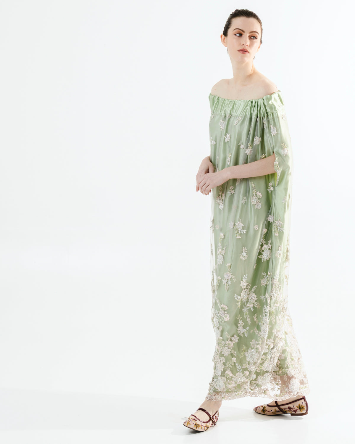 Robe Émeraude en dentelle avec tulle brodé