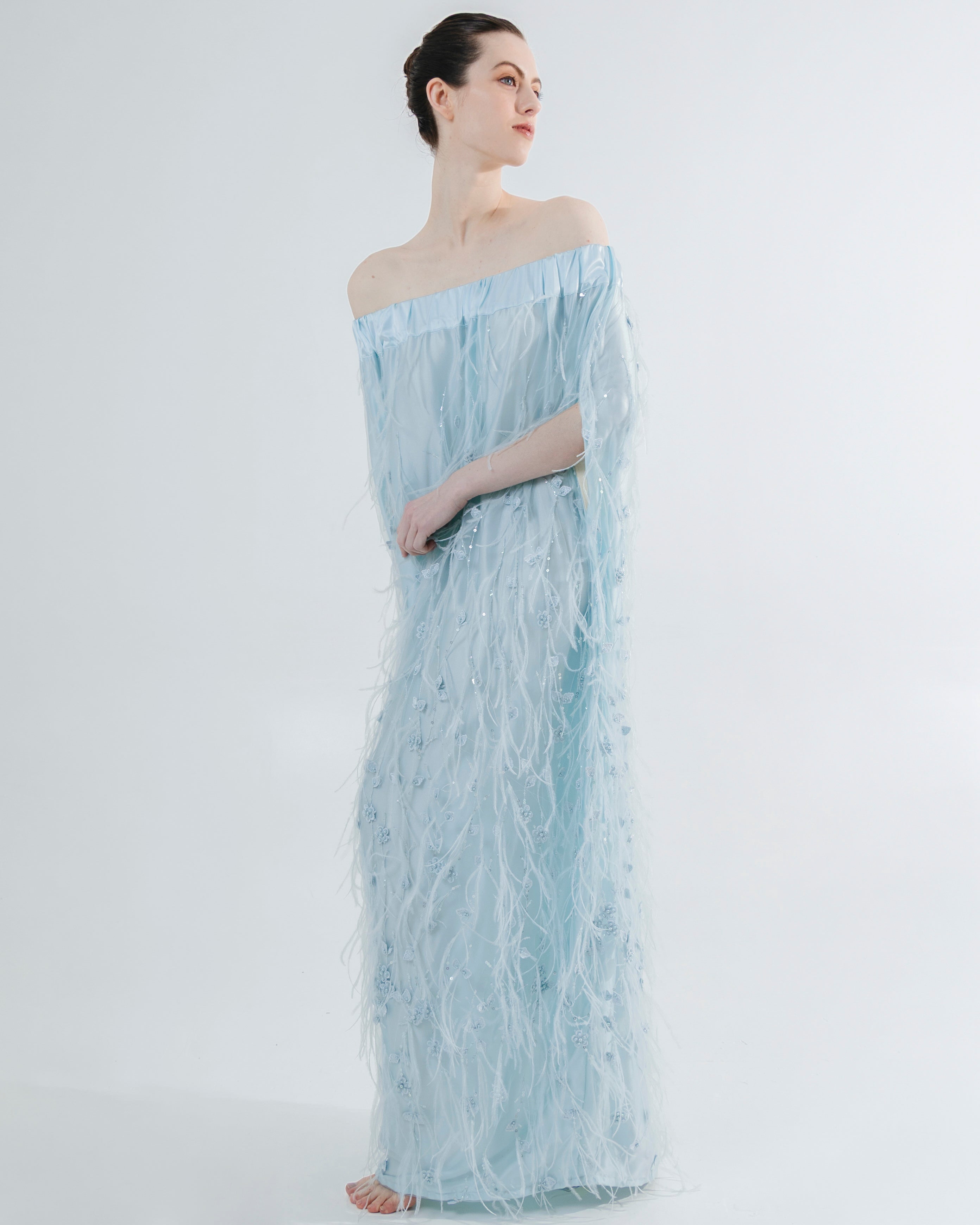Robe Azur en dentelle avec tulle brodé - Précommande