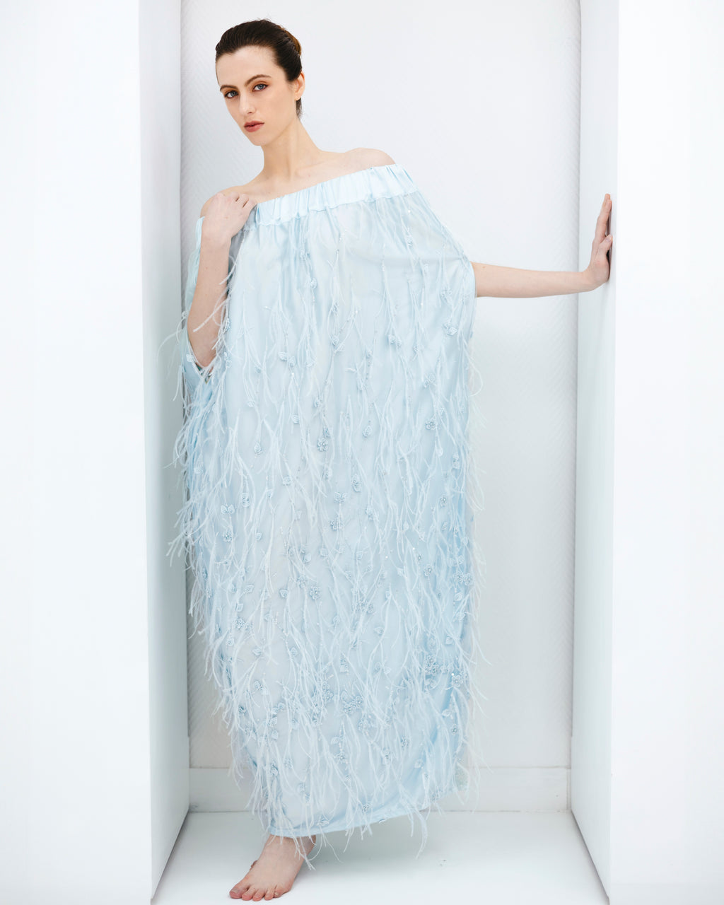 Robe Azur en dentelle avec tulle brodé - Précommande